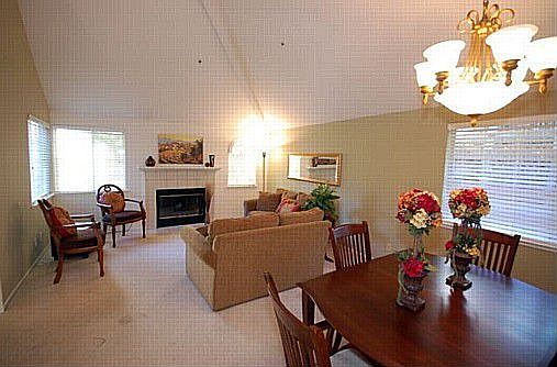 Dining Rm/Living Rm combo