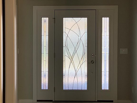 3rd image of S Oaks Cir #33-01