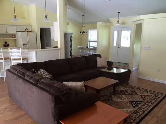 5th image of 2593 S Columbine Ave