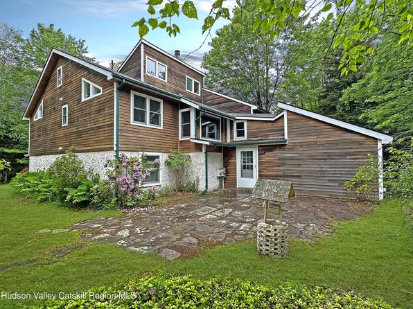 56 Thorn Apple Drive, Hunter, NY 12442