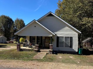 417 N 7th St, Nashville, AR 71852