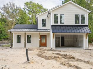 7513 Sound Dr, Emerald Isle, NC 28594