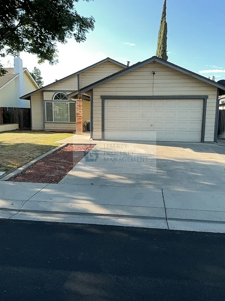 912 Multnomah Dr photo 1