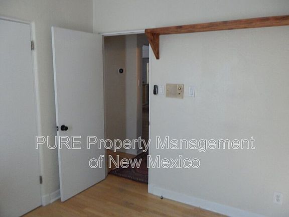 4th image of 3605 Mesa Verde Ave NE