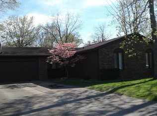 209 W Charter Dr, Muncie, IN 47303