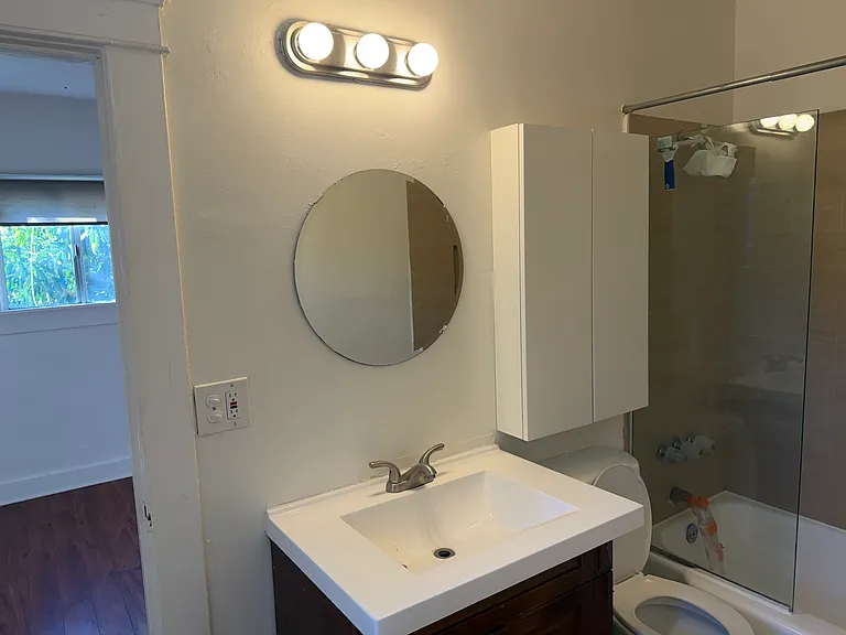 3634 Roseview Ave #1 — Photo 6