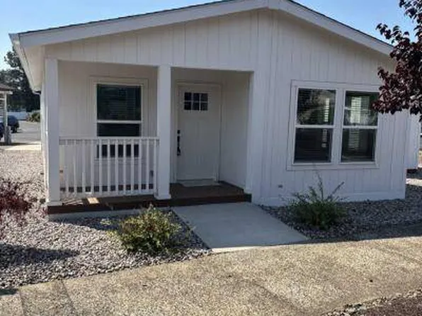 11778 SW Royal Villa Dr #129, Tigard, OR 97224