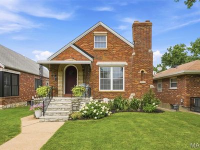 5701 Tholozan Ave, Saint Louis, MO, 63109