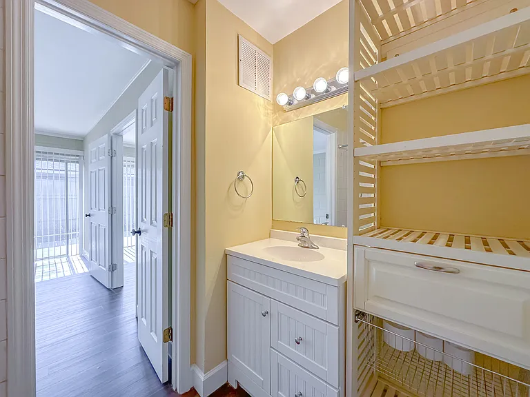 2241 W Pensacola St #68 — Photo 27