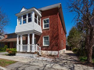 160 Crichton St #1, Ottawa, ON K1M 1W2