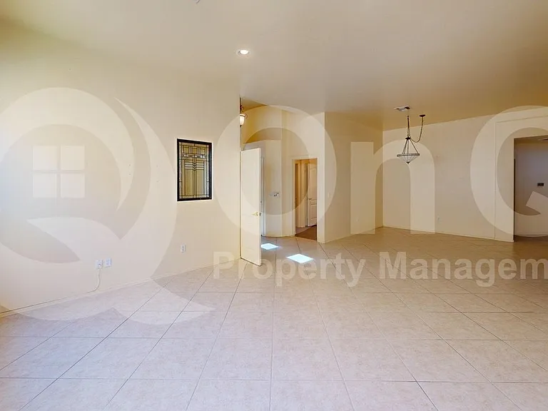 1230 N Golden Palomino Pl — Photo 14