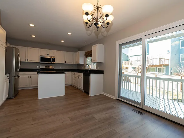 9869 Bathurst Way — Photo 6