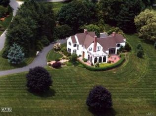 57 Keelers Ridge Rd, Wilton, CT 06897