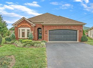 6112 Wertz Orchard Rd, Roanoke, VA 24018