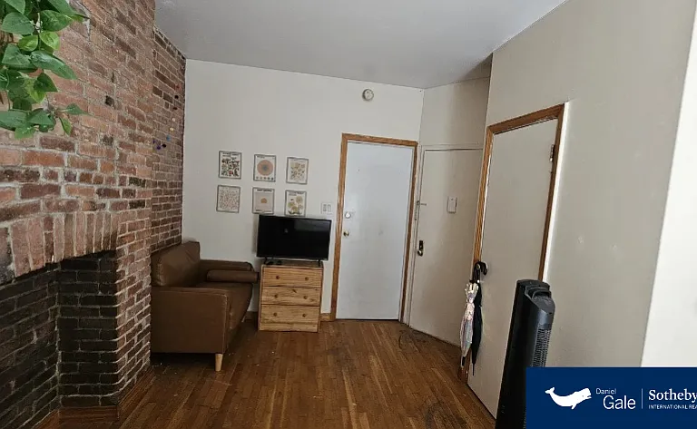 302 Atlantic Ave #2A — Photo 2