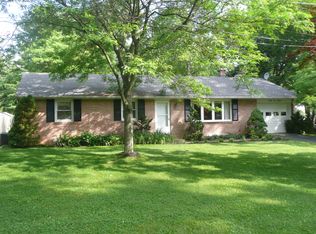 2513 Carriage Dr, Lancaster, PA 17601