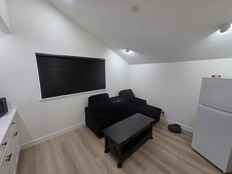 10687 El Adelante Ave — Photo 3