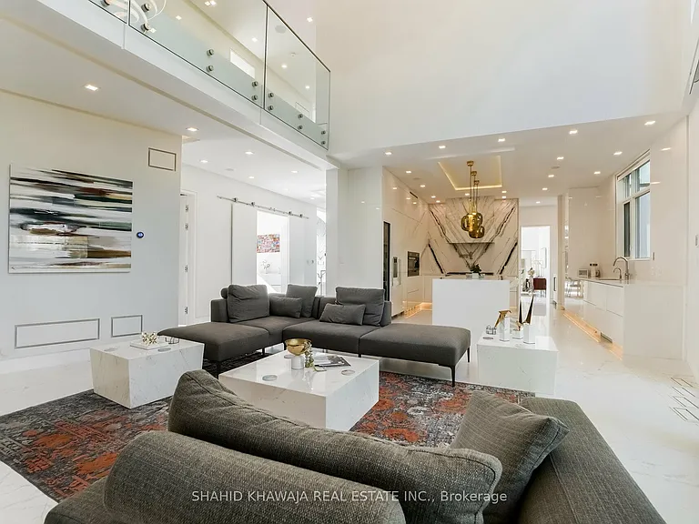 560 Shenandoah Dr — Photo 12