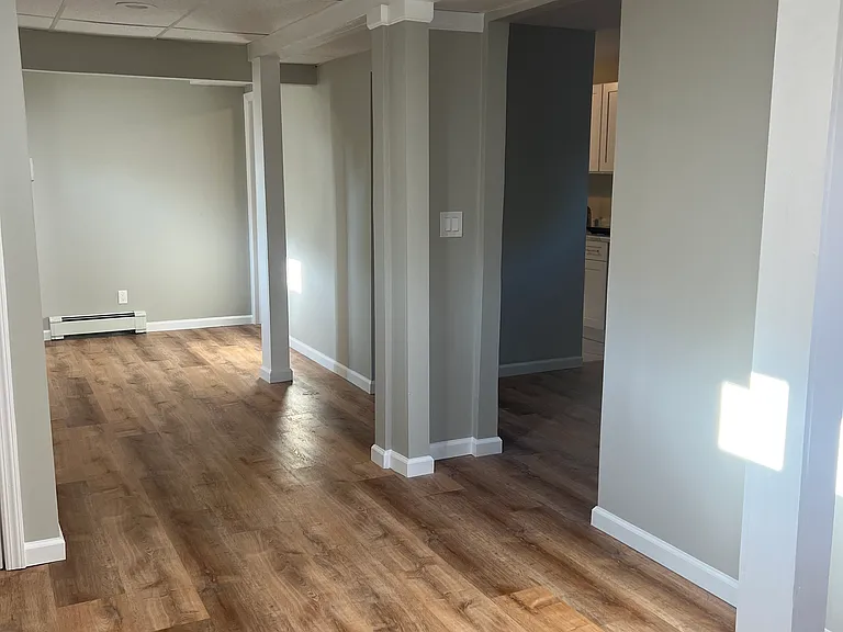 360 44th St — Photo 19