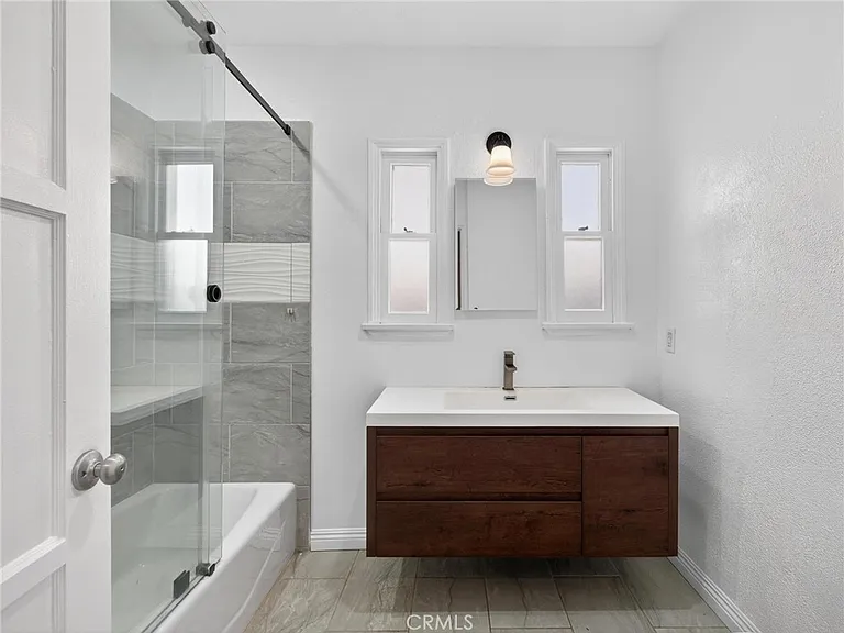 610 E Fairview Blvd — Photo 15