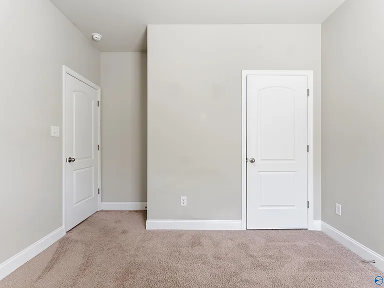 121 Balboa Rd — Photo 22