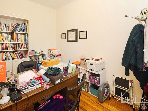 5th image of 605 Leonard St #2