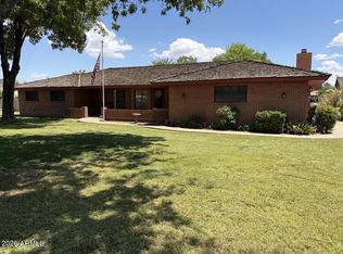 1345 N Greenfield Rd, Gilbert, AZ 85234