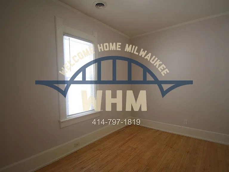 2728 N Vel R Phillips Ave — Photo 15