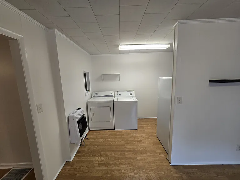 1434 E Broad St #B — Photo 11