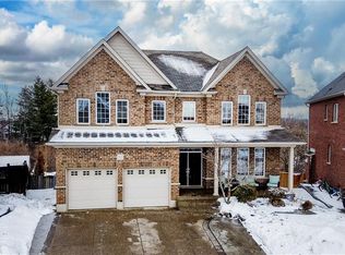 928 Evens Pond Ct, Kitchener, ON N2R 0B8