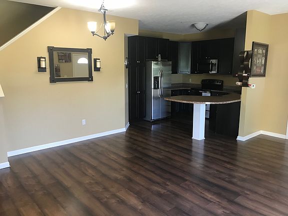 3rd image of 3526 River Run St SW
