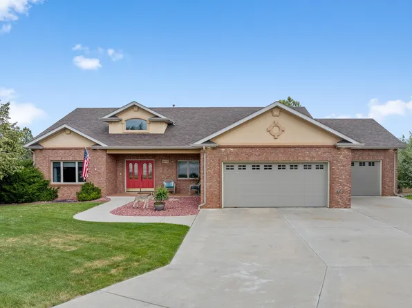 6678 Berwick Ct, Rapid City, SD 57702