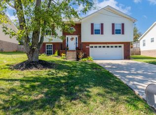 3398 Queensbury Rd, Clarksville, TN 37042