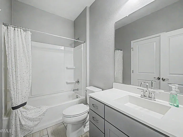 19987 W Glenrosa Ave — Photo 21