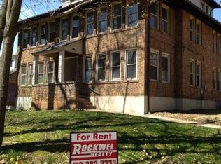 725 Washington Ave APT 3, Oakmont, PA