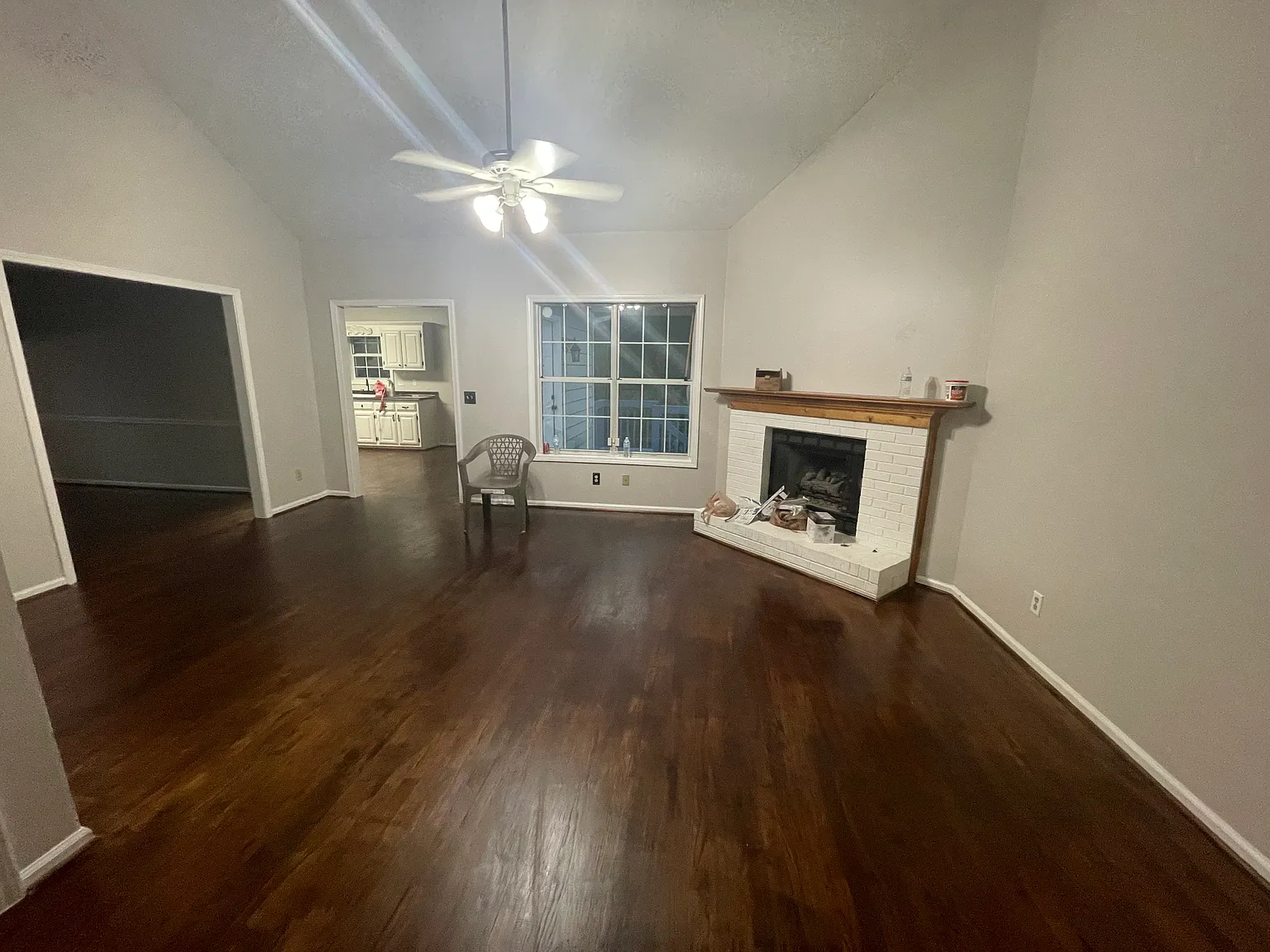 3 bed, 1500 sqft, $2,000 — Photo 3
