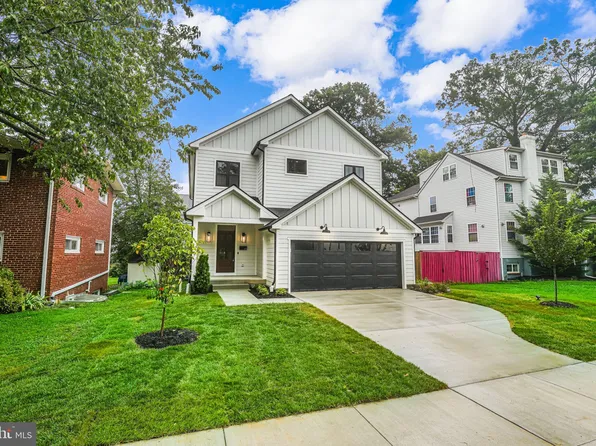 831 23rd St S, Arlington, VA 22202
