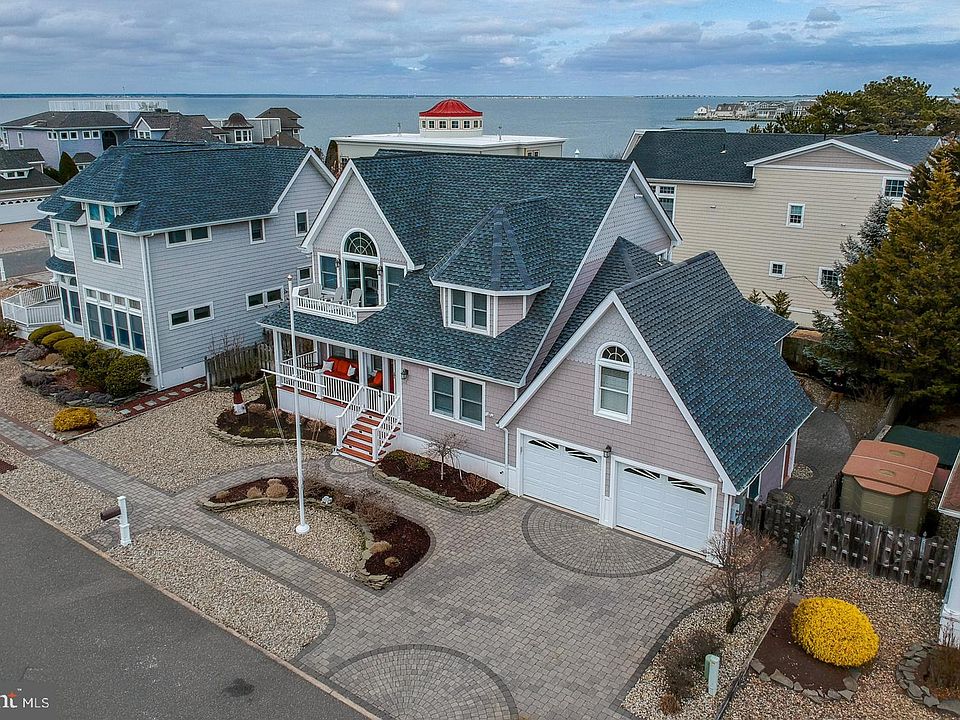 33 Hideaway Dr, Brant Beach, NJ 08008 Zillow