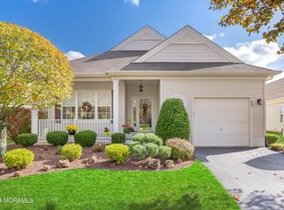 33 Tuscany Cir, Manchester, NJ 08759