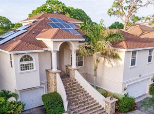 1214 Castle Ter, Tarpon Springs, FL 34689