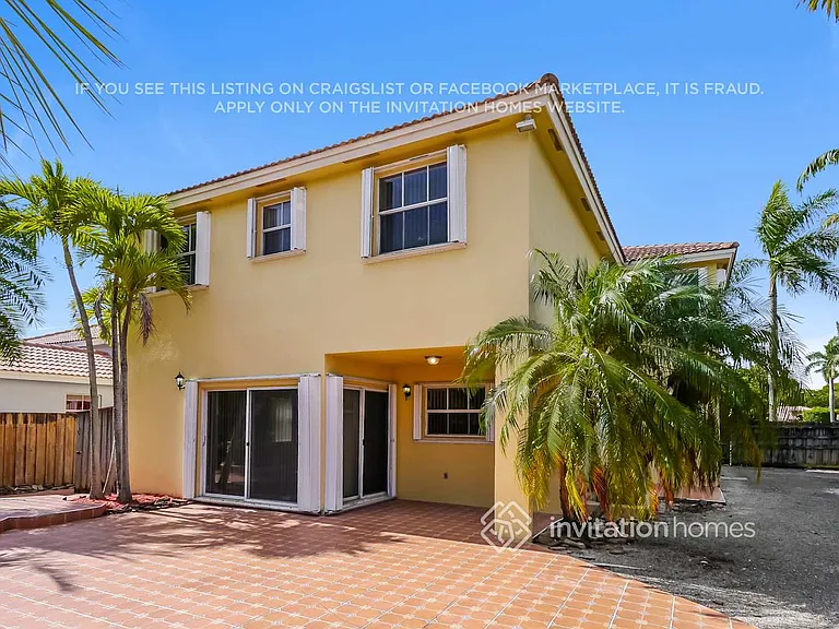 16449 SW 95th St — Photo 17