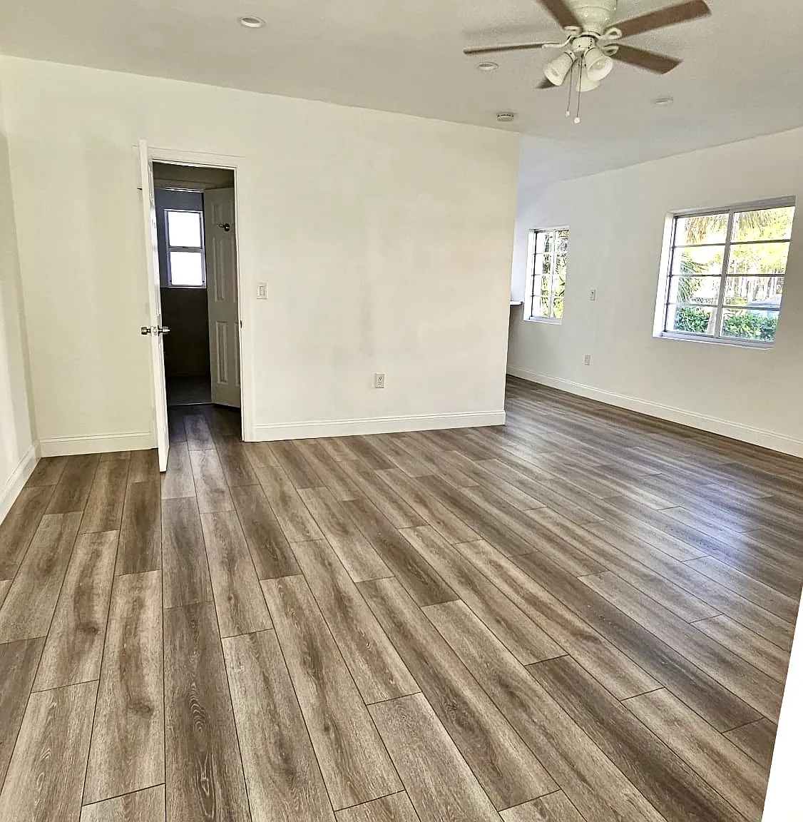 Studio, 466 sqft, $1,550 — Photo 3