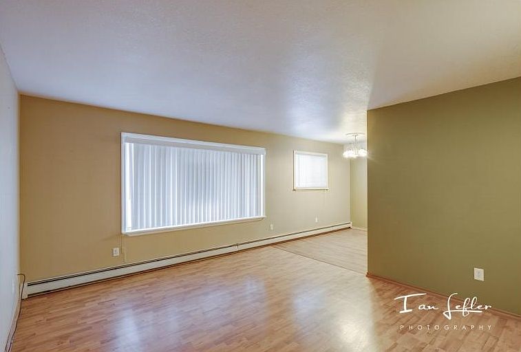 1st image of 89 Slater Dr APT 5