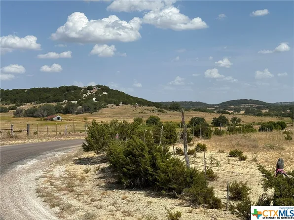 4 County Road 154 E, Gatesville, TX 76528