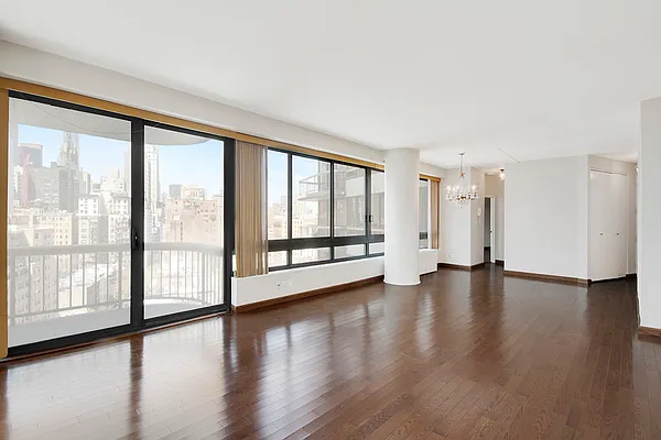 Sold by Corcoran | media 14