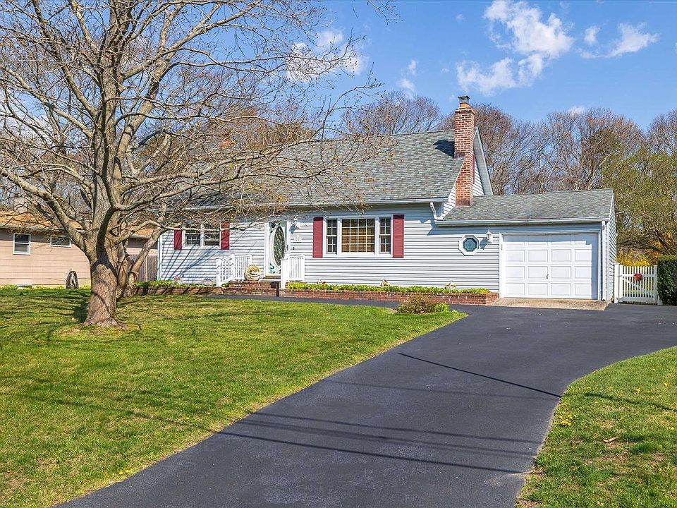 1st image of 63 Presford Drive