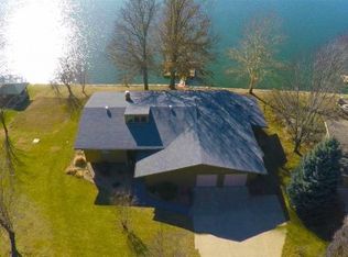 3341 SE Pawnee Dr, Tecumseh, KS 66542