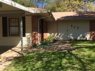 815 Ravenwood Dr, Arlington, TX 76013