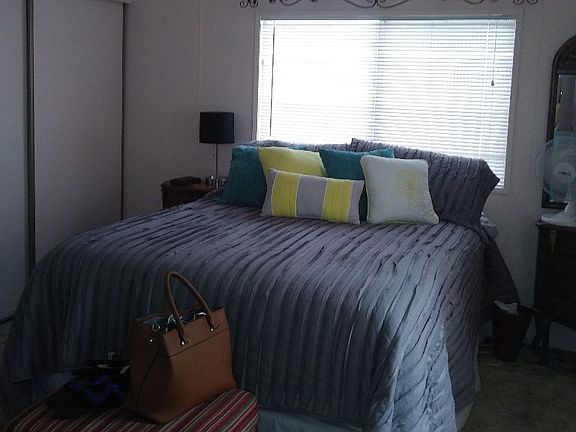 4th image of 305 S Val Vista Dr #329