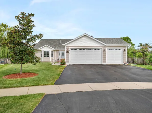 26138 Oak Ridge Ct, Channahon, IL 60410